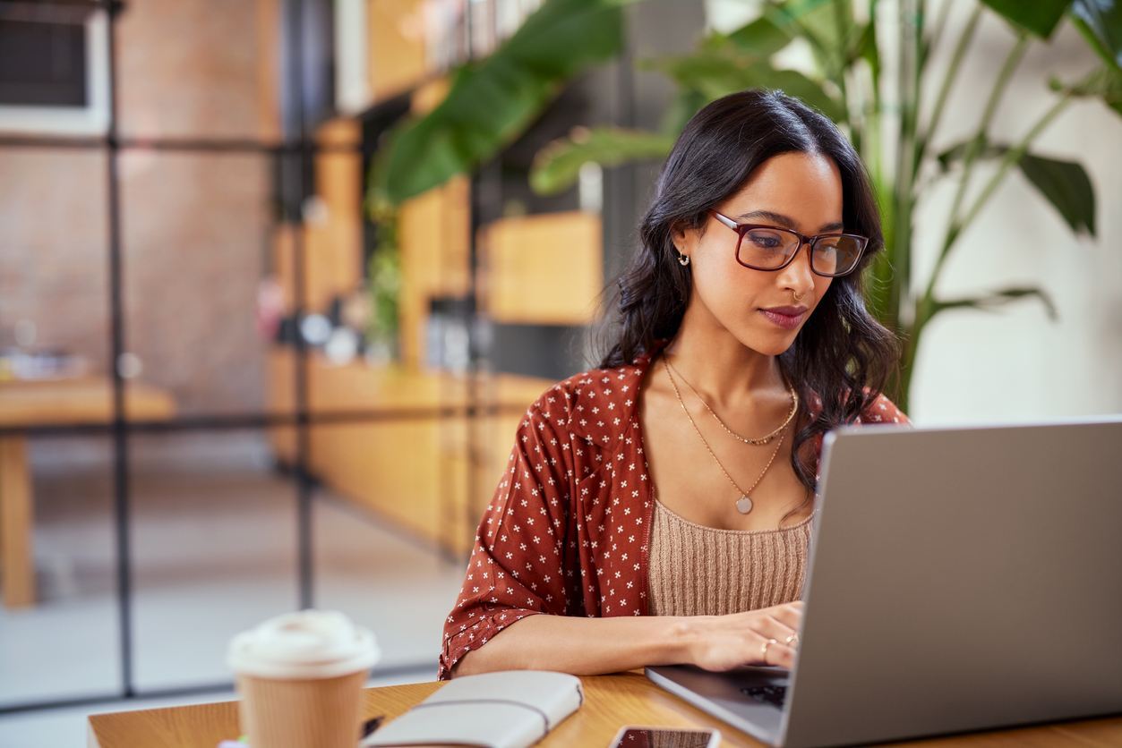 AI Insights: Transforming Multifamily Property Management (Sel - AIFRMS